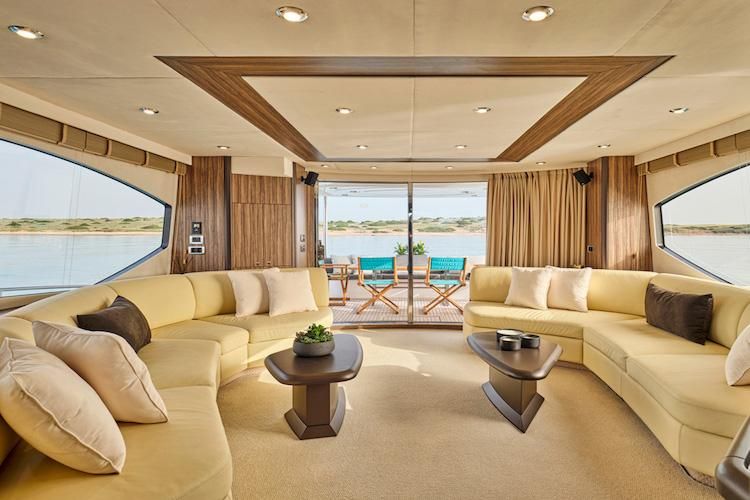yacht salon, luxury yacht salon, private yacht rental Athens