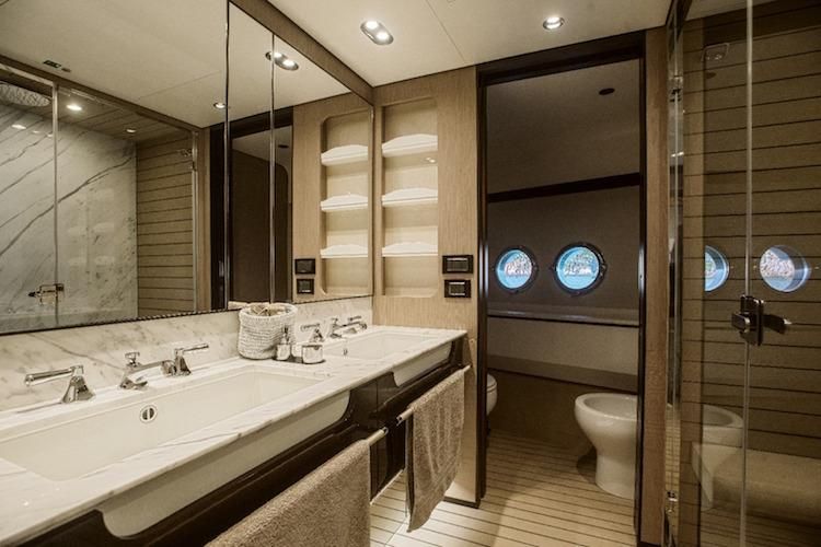 luxury yacht bathroom, weekly charter Athens, weekly yacht rental
