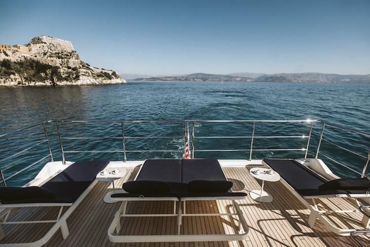 luxury yacht Greece, weekly yacht rental Athens, Greece yachting