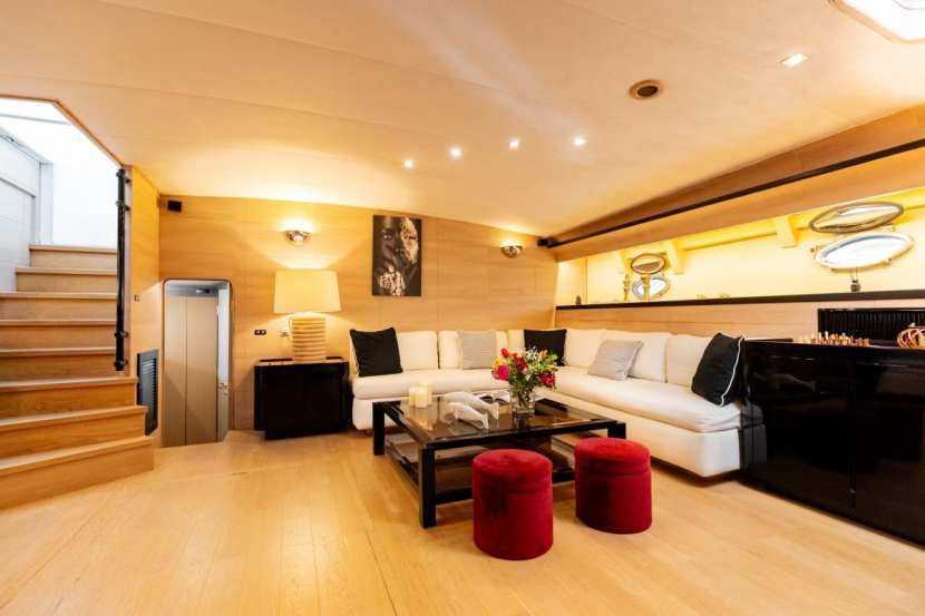 motor yacht Athens, luxury interior, yacht rental Athens