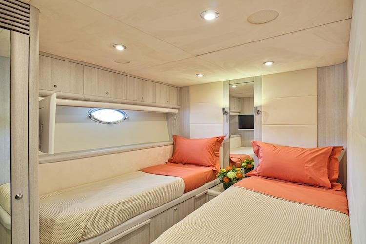 Twin Cabin, Yacht Accomodation, private yacht rental Athens